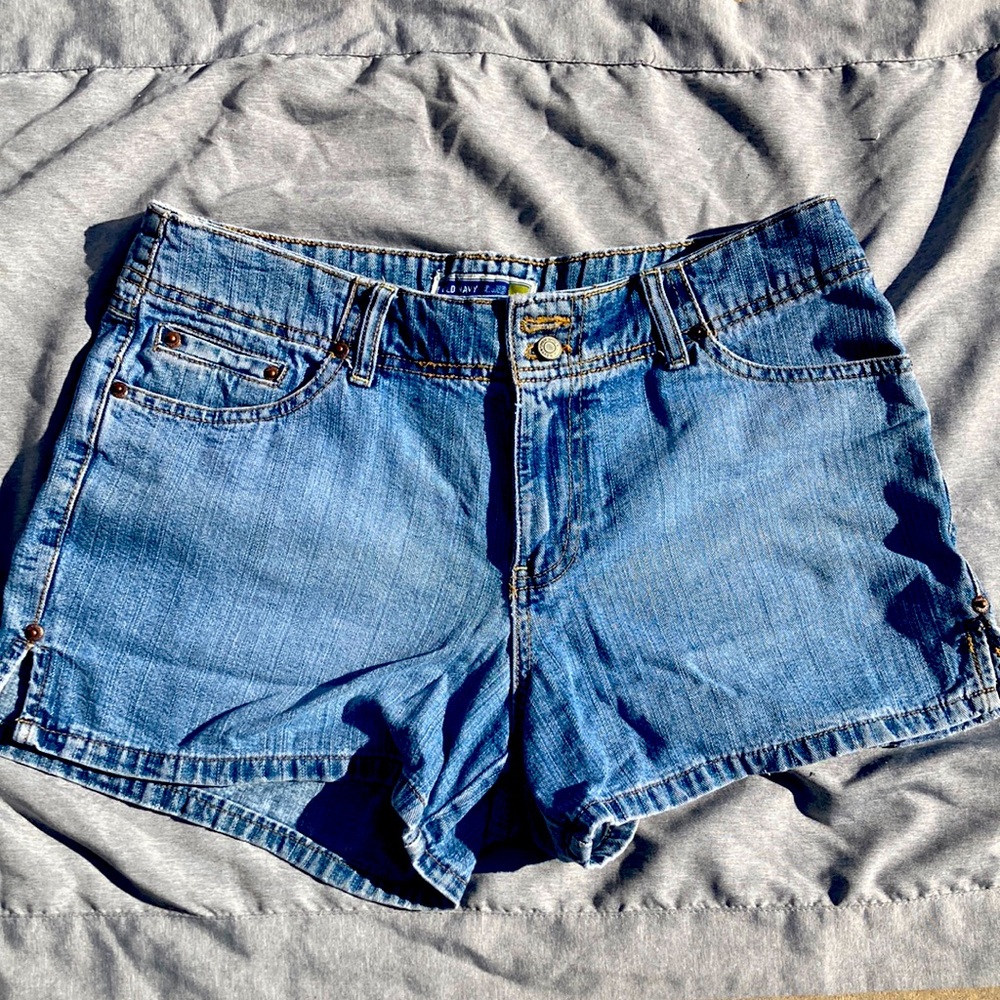 Blue Jean women’s shorts.